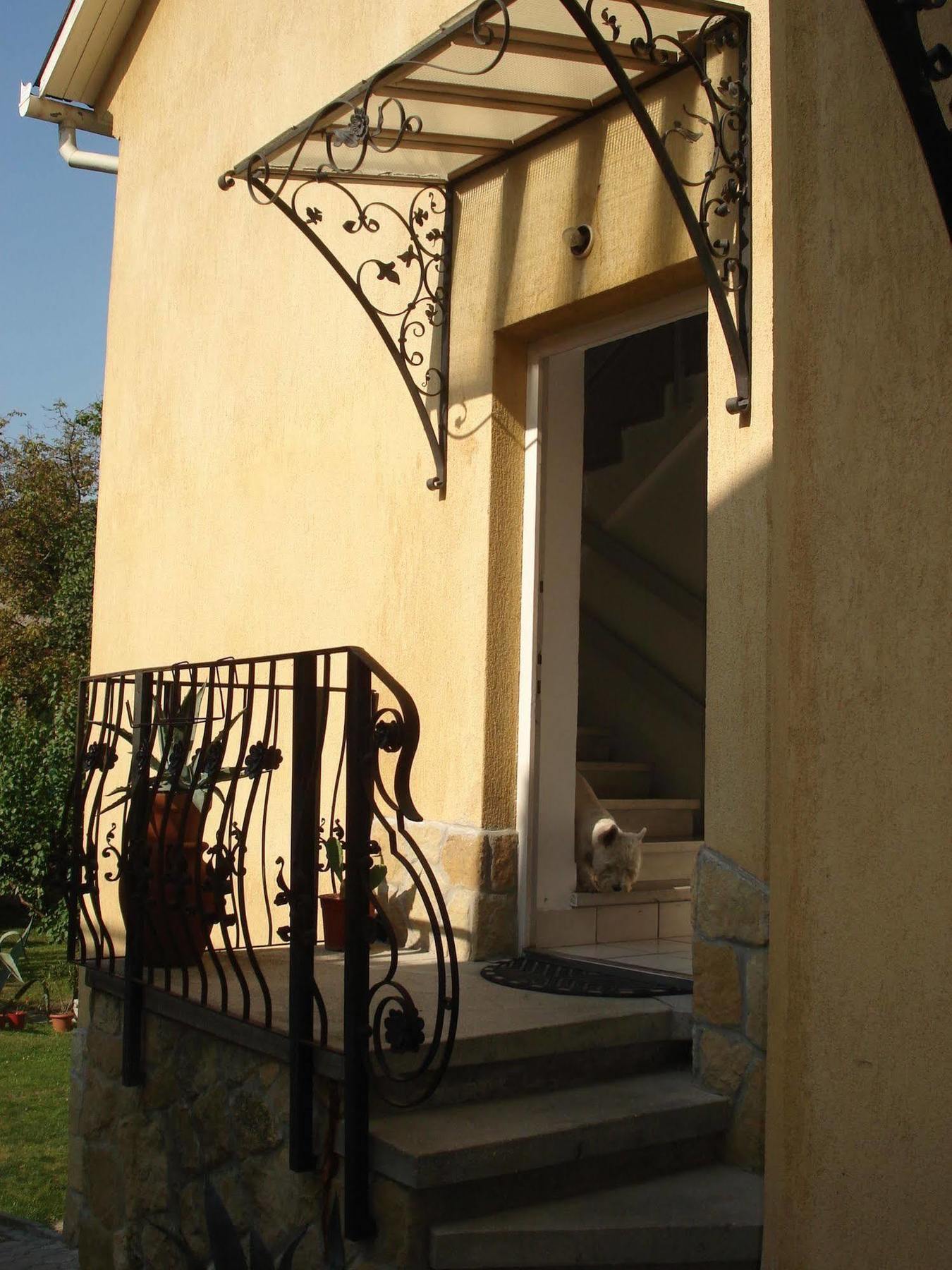 Buda Panzio Gyor Exterior photo